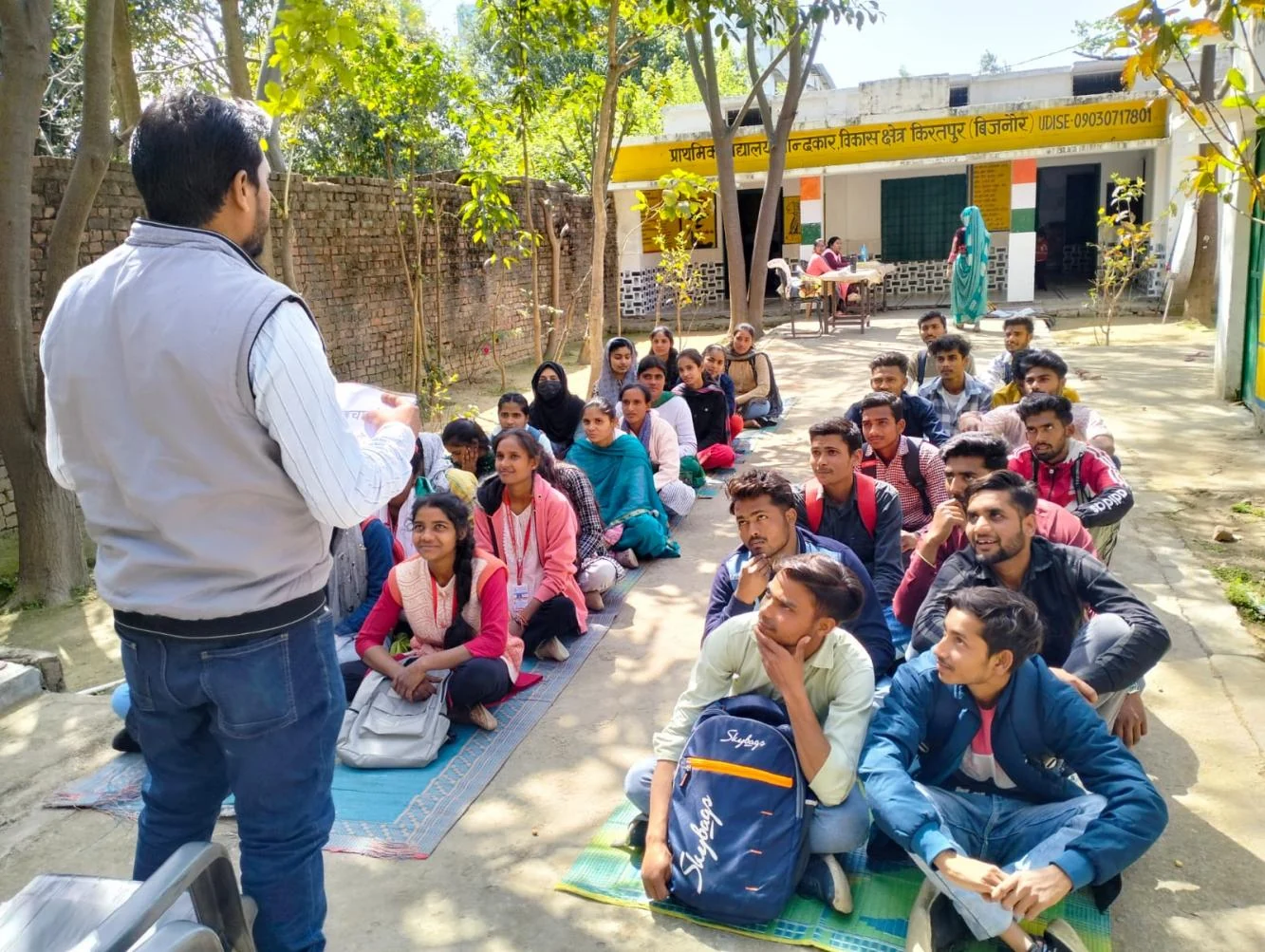 Students learning together outside the classroom